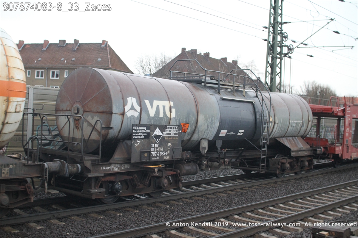 807874083-8_33_Zaces.JPG